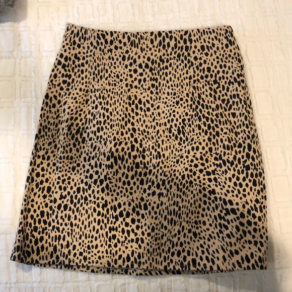 Brandy Melville Dresses & Skirts - brandy melville cheetah skirt